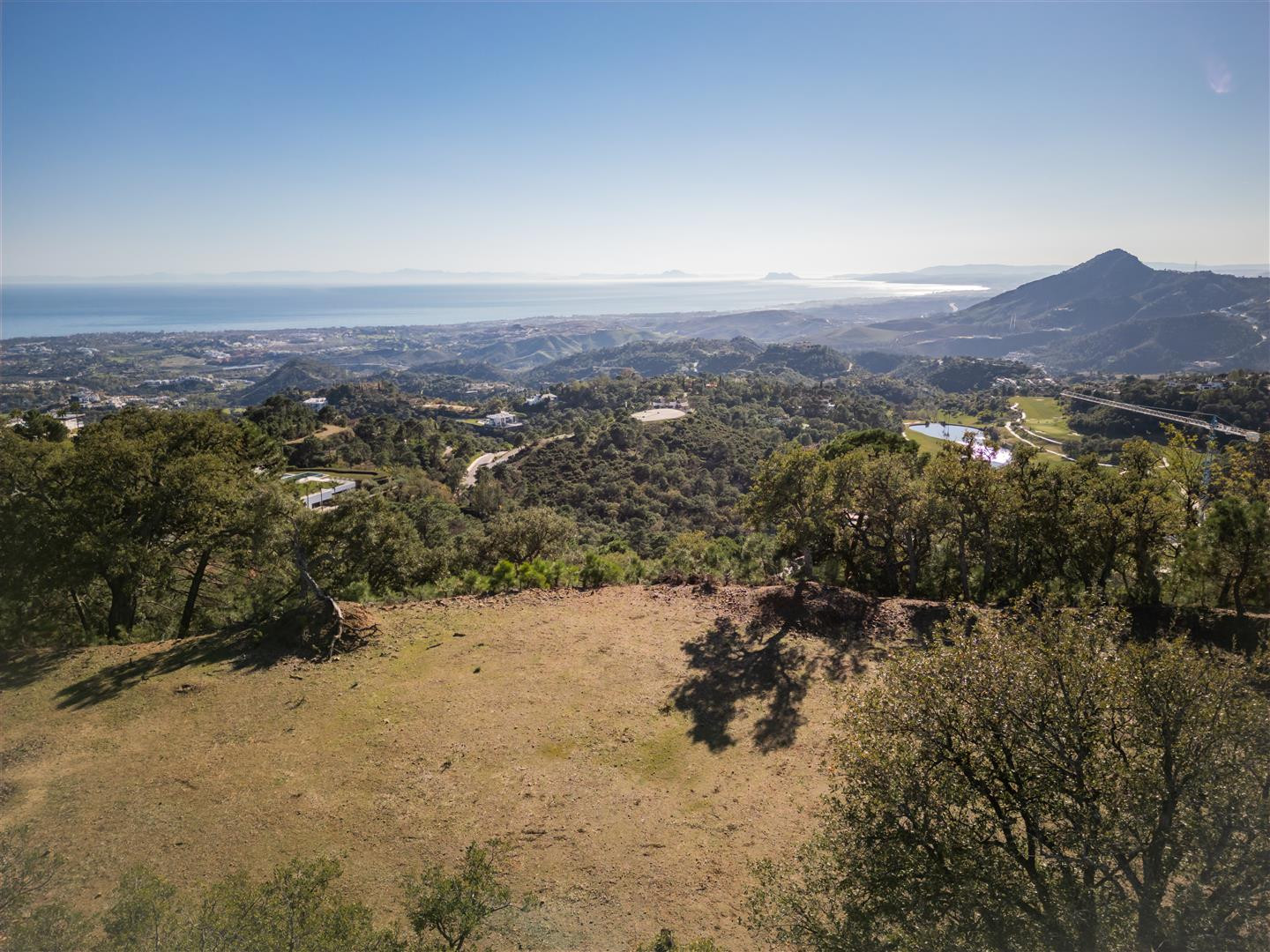 4,100 m² Plot in Benahavís - Photo 12