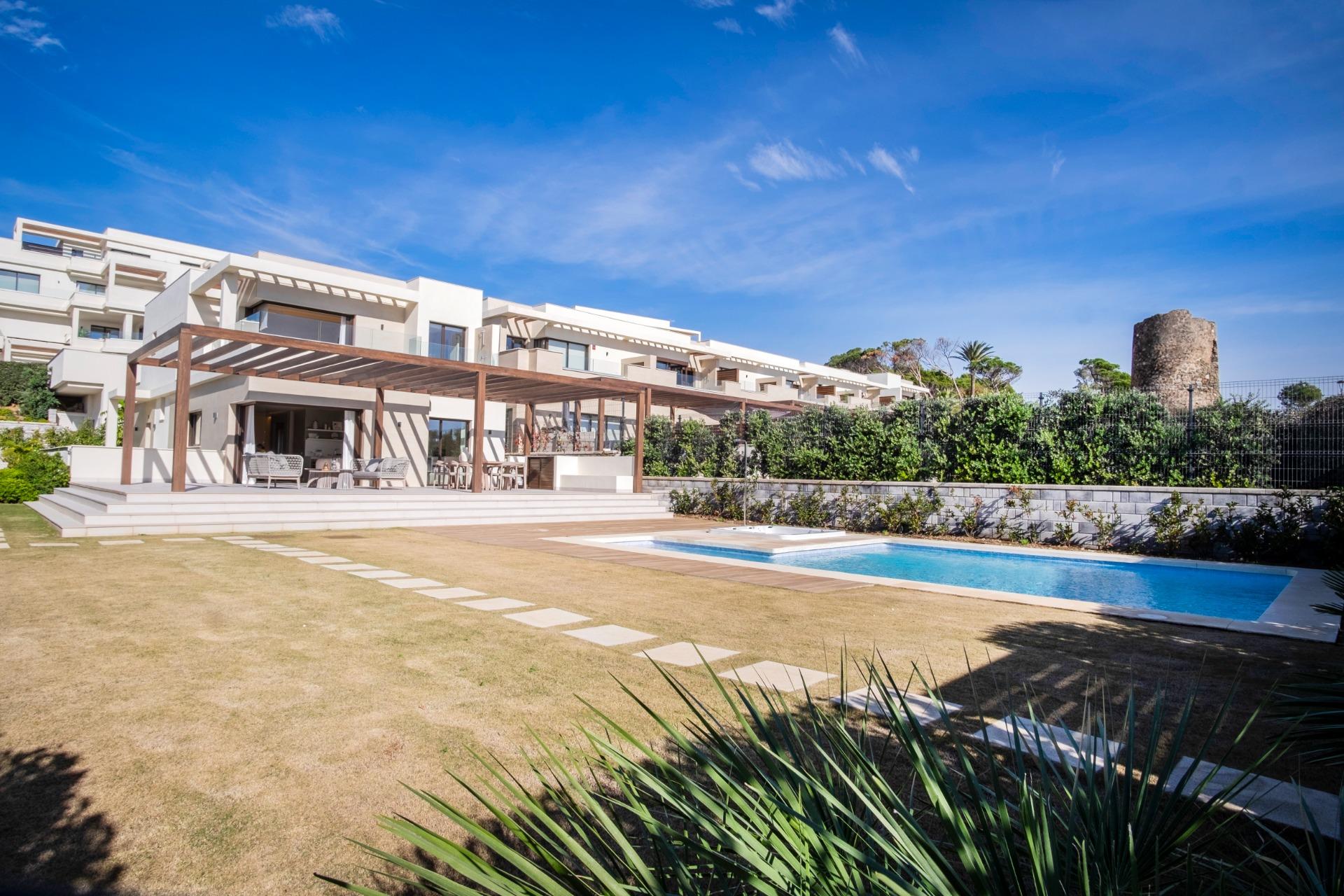4 Bedroom Villa in Estepona - Photo 17
