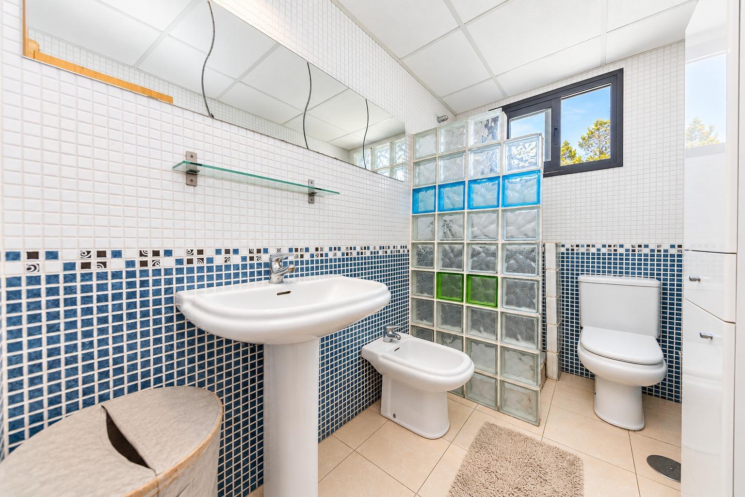 1 Bedroom Apartment in Mijas - Photo 12