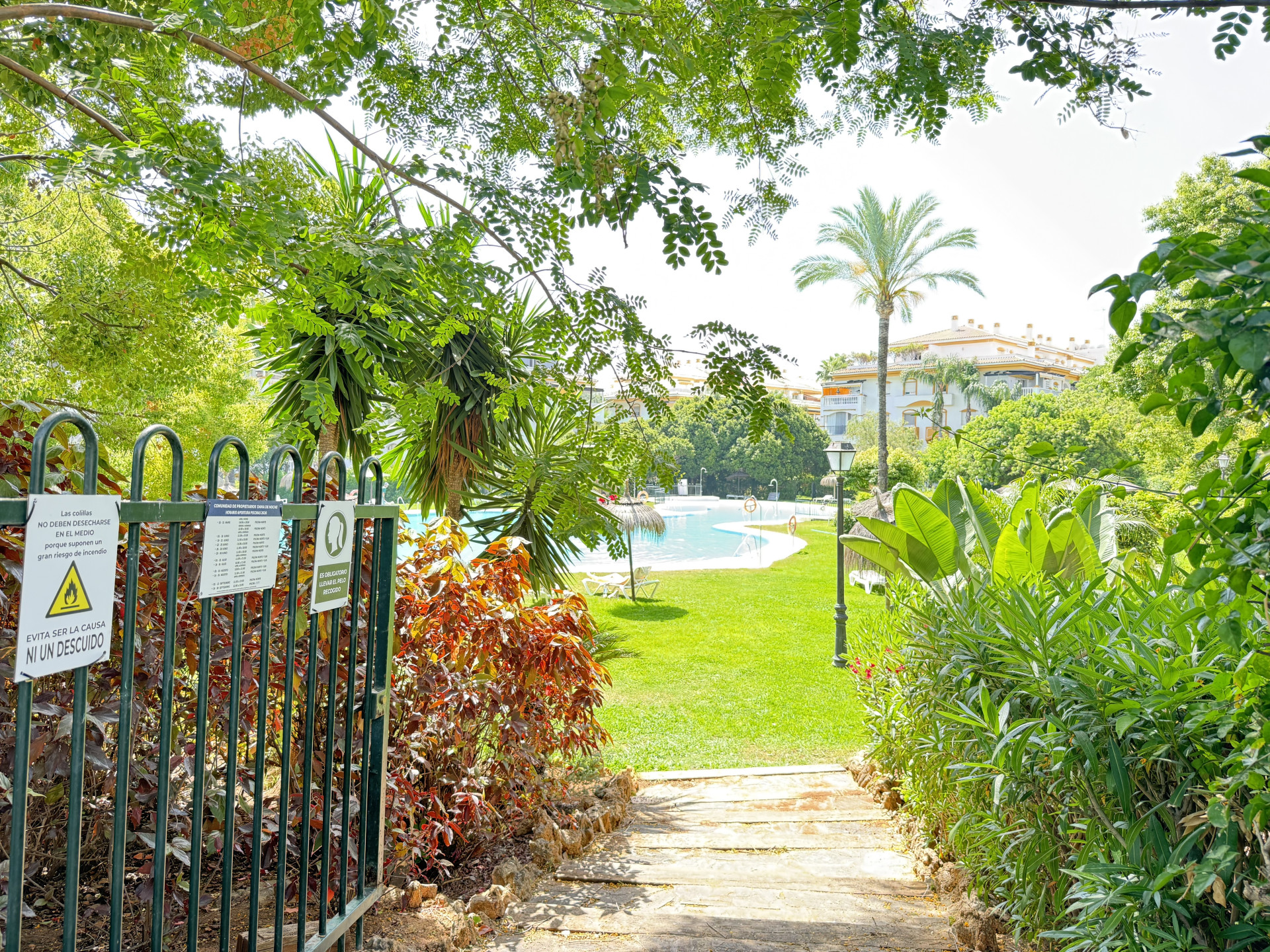 3 Bedroom Apartment in Marbella - Photo 26