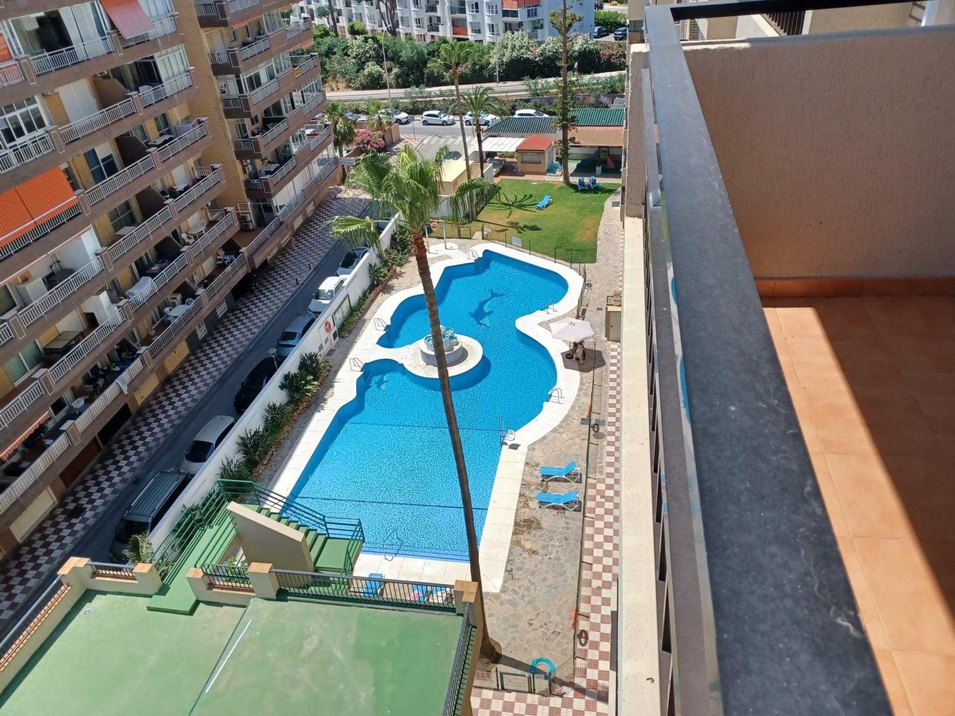 2 Bedroom Apartment in Fuengirola - Photo 14