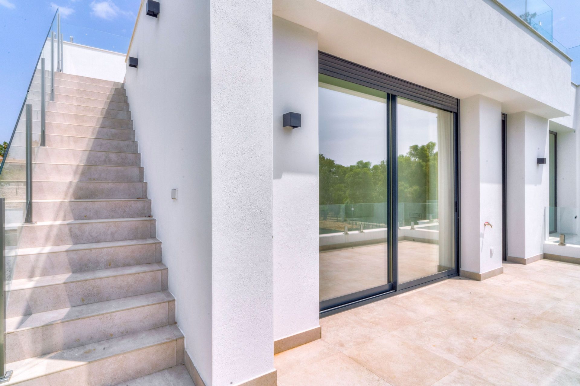 5 Bedroom Villa in Estepona - Photo 47