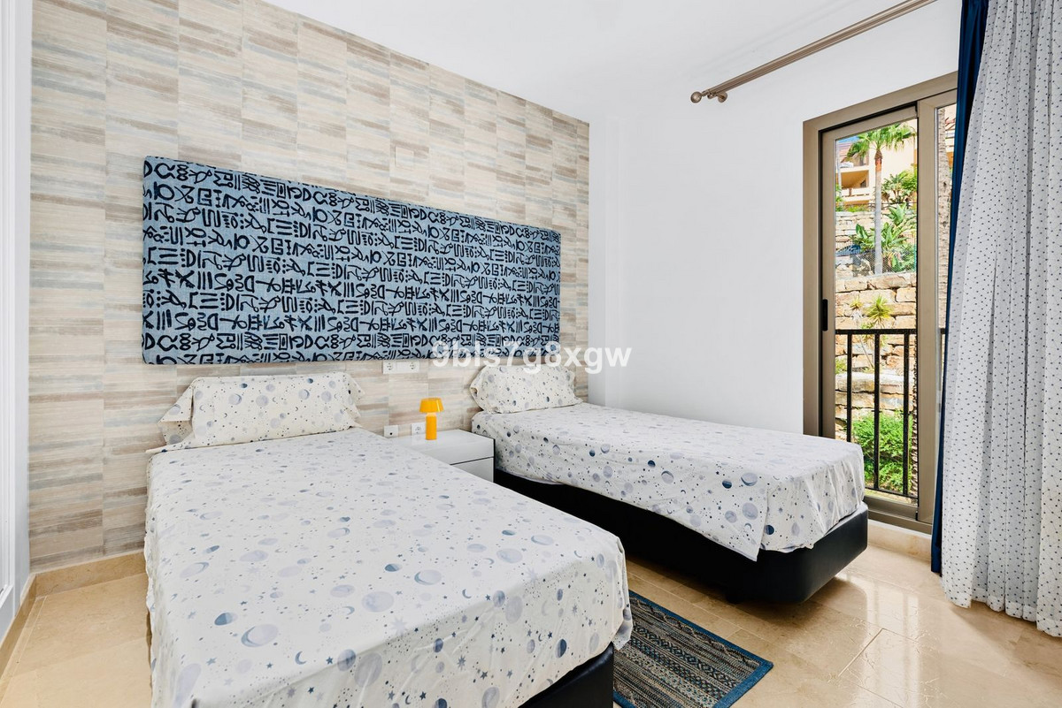 3 Bedroom Apartment in Benahavís - Фото 16