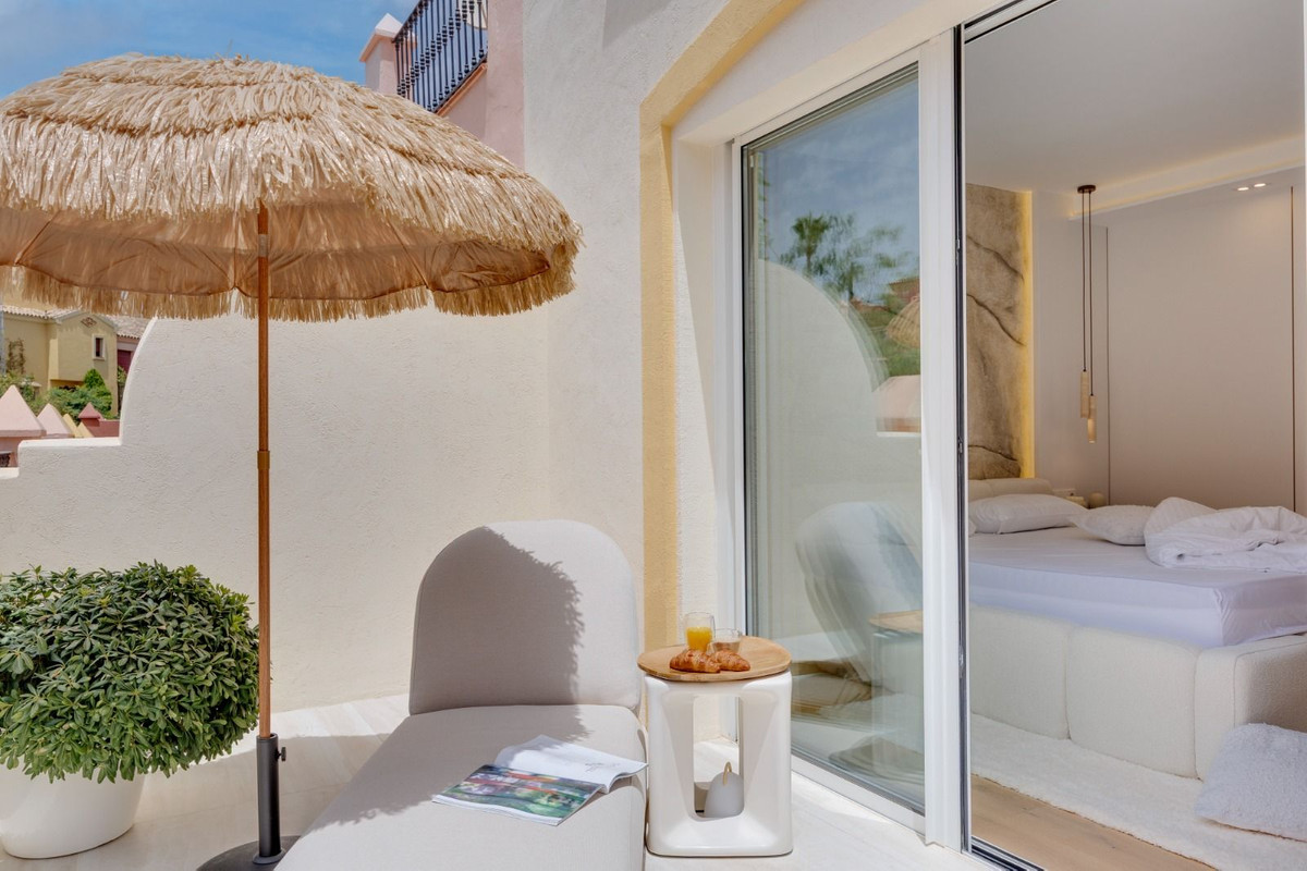 3 Bedroom Townhouse in Marbella - Photo 25