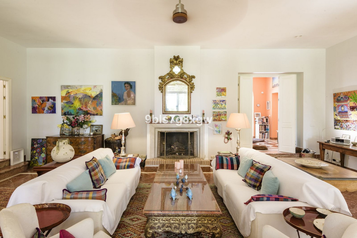 9 Bedroom Country house in Gaucín - Photo 6