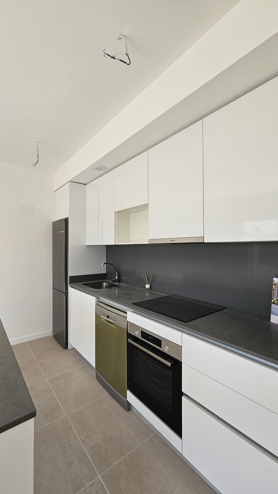 2 Bedroom Apartment in Estepona - Photo 41