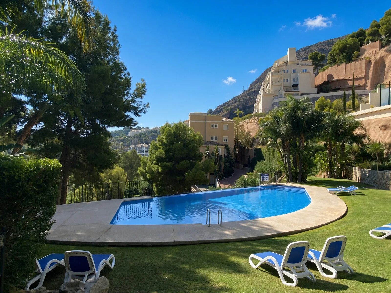 Apartamento com 2 quartos com vista mar em Alicante, Espanha – Foto 5