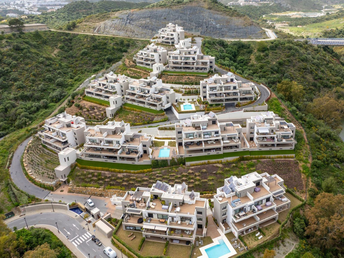 3 Bedroom Apartment in Marbella - Photo 23