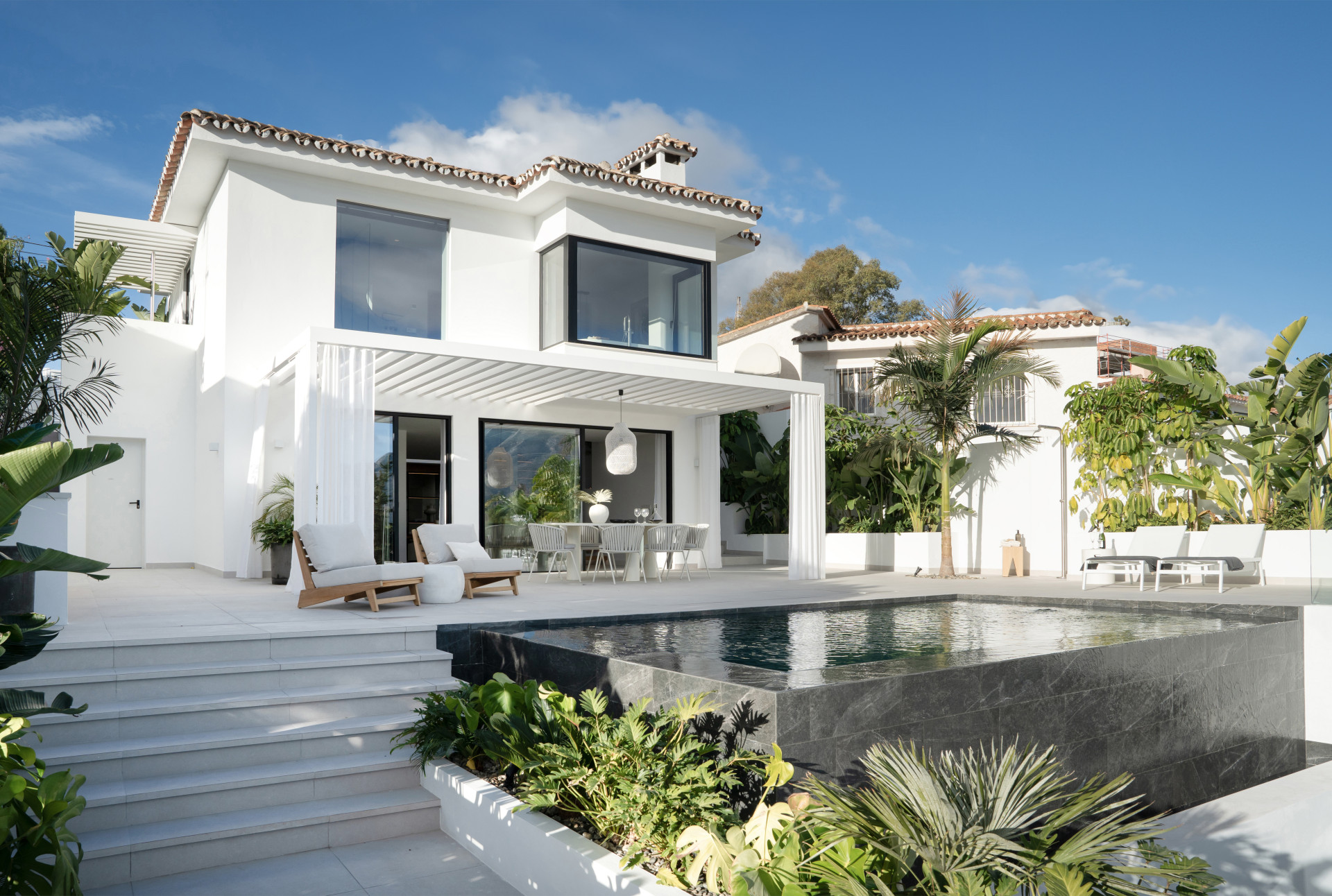 5 Bedroom Villa in Marbella - Photo 5