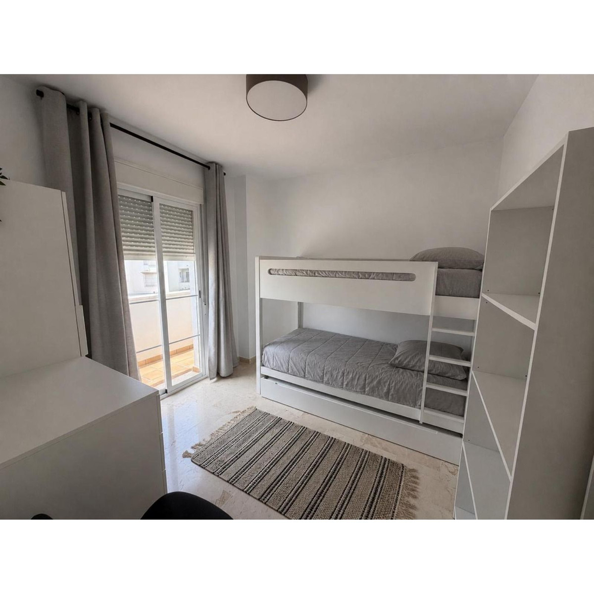 3 Bedroom Apartment in Manilva - Фото 22