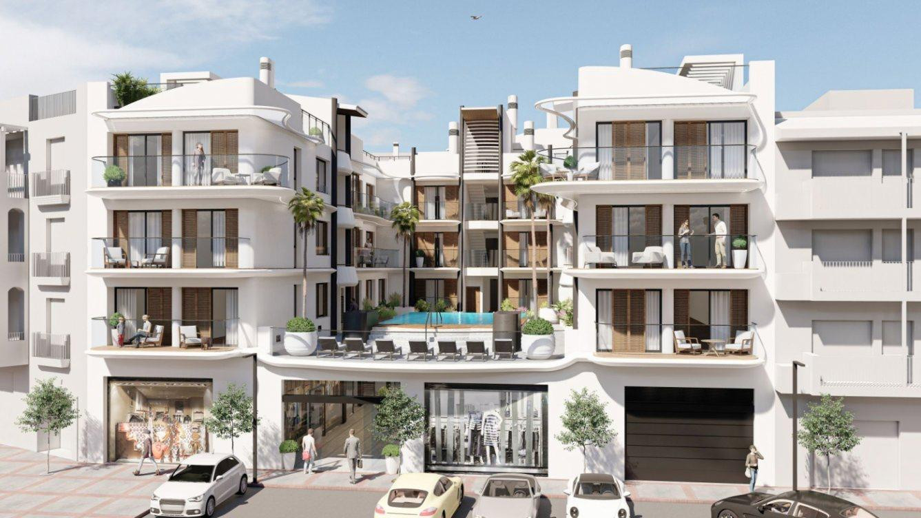 3 Bedroom Apartment in Estepona - Photo 2