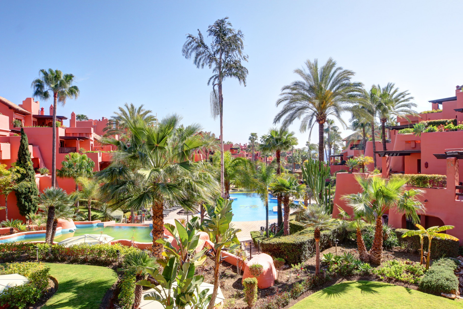 2 Bedroom Apartment in Estepona