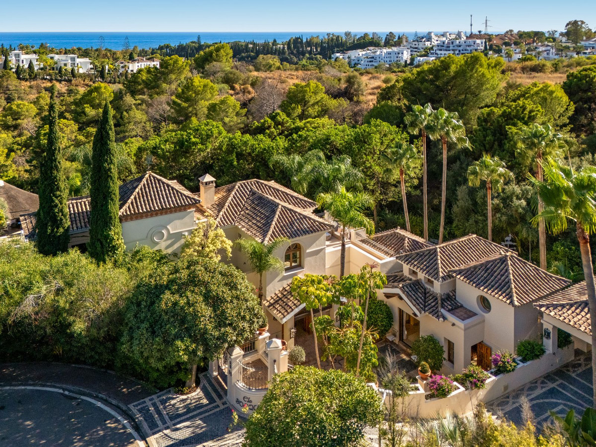 6 Bedroom Villa in Marbella - Photo 50