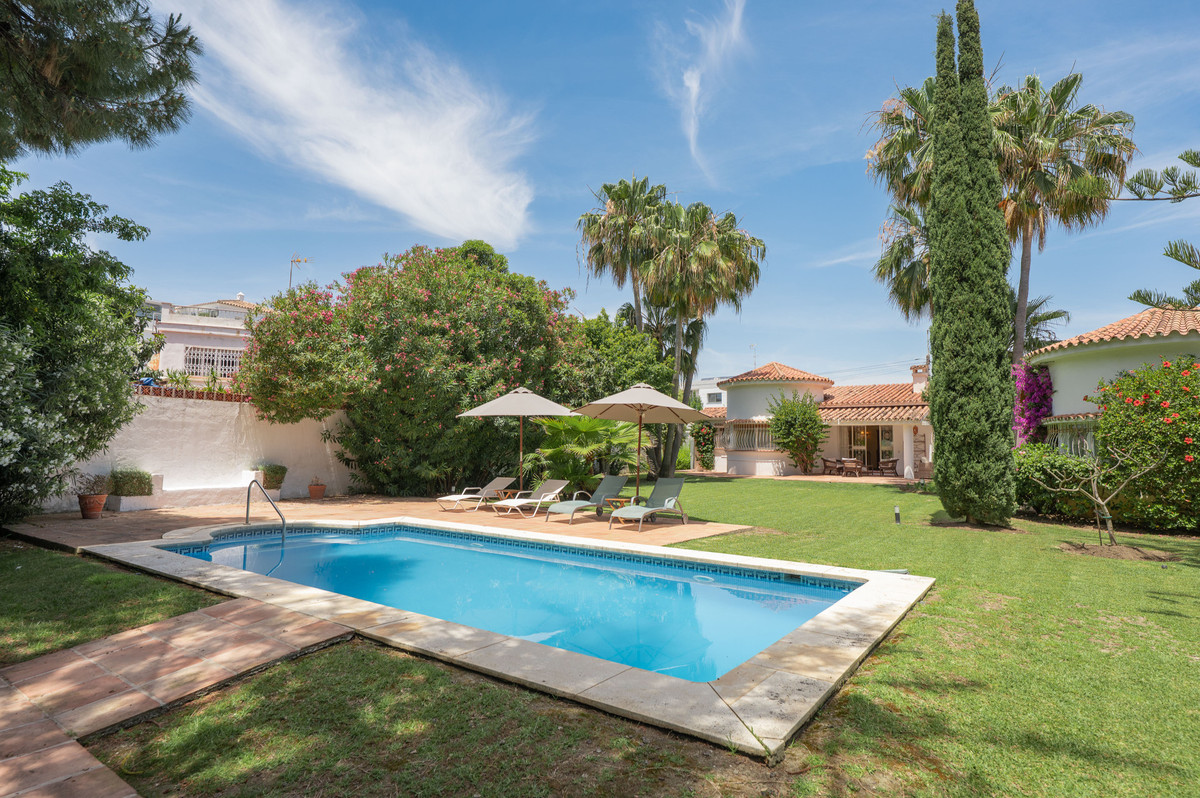 5 Bedroom Villa in San Pedro de Alcántara - Foto 33