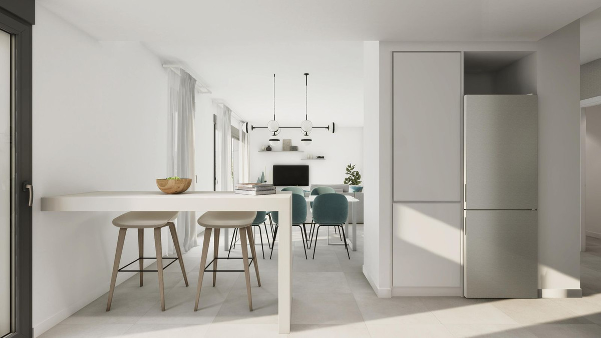 3 Bedroom Apartment in Estepona - Photo 6