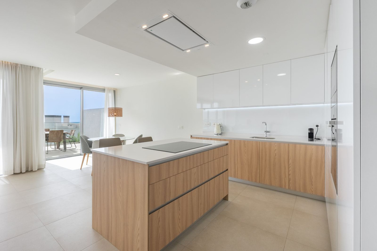 3 Bedroom Apartment in Mijas - Photo 11