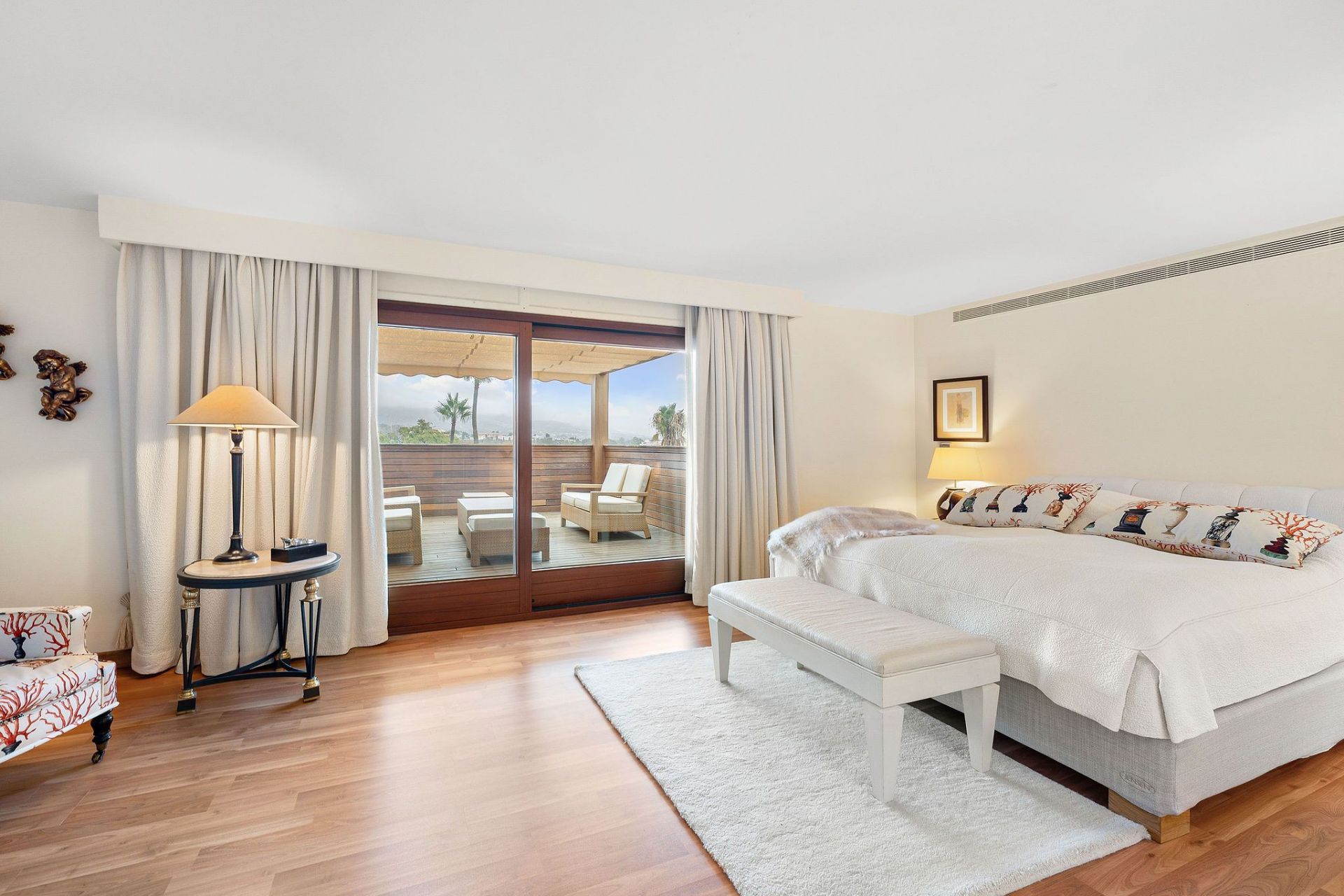 3 Bedroom Villa in Marbella - Photo 22