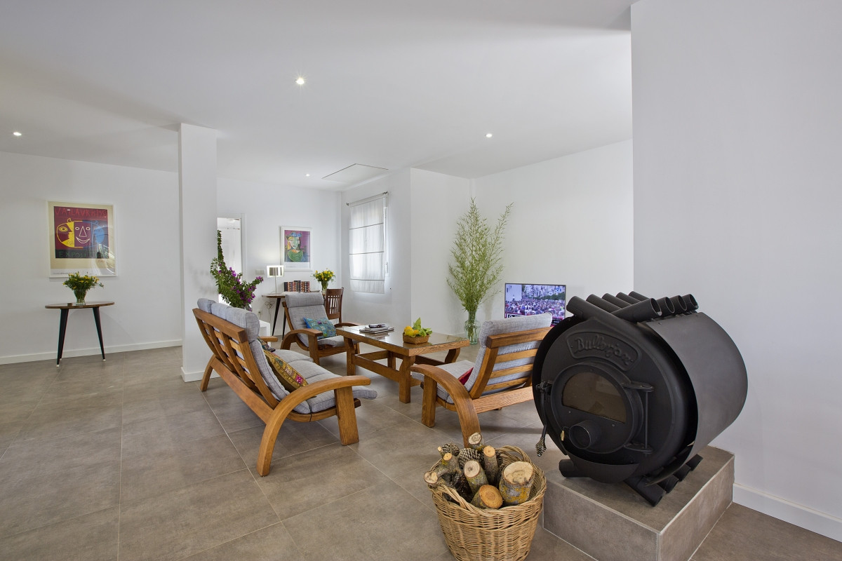 Chalet de 3 dormitorios con piscina en Málaga – Foto 9