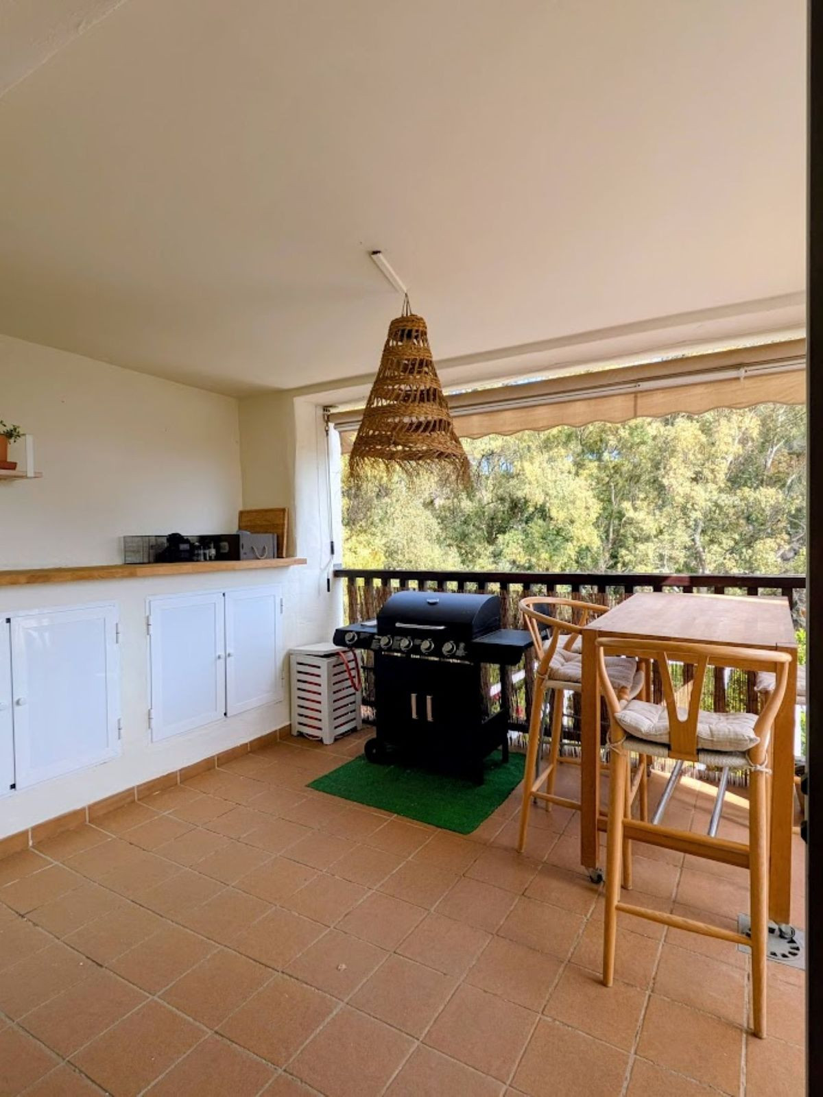 2 Bedroom Apartment in Benalmádena - Photo 3