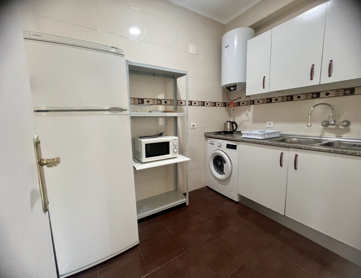 3 Bedroom Apartment in Málaga - Photo 19