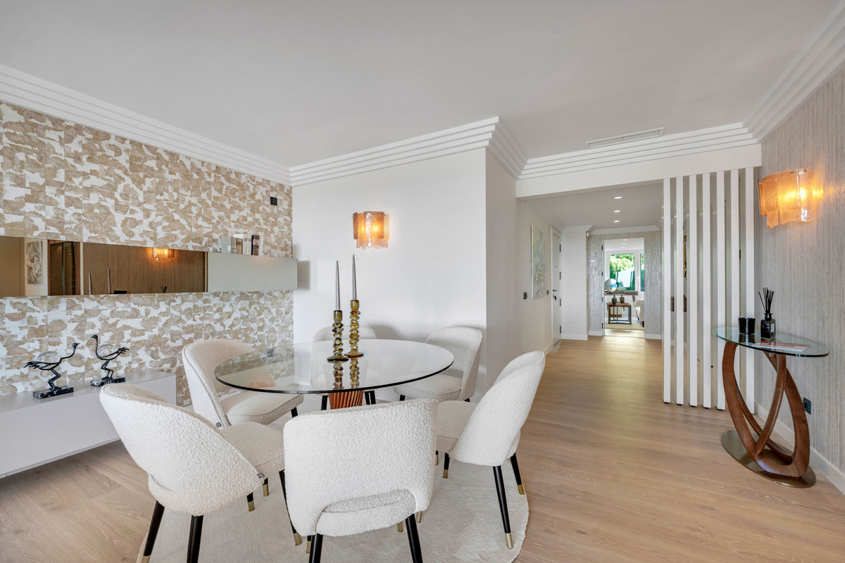 4 Bedroom Apartment in Marbella - Foto 7
