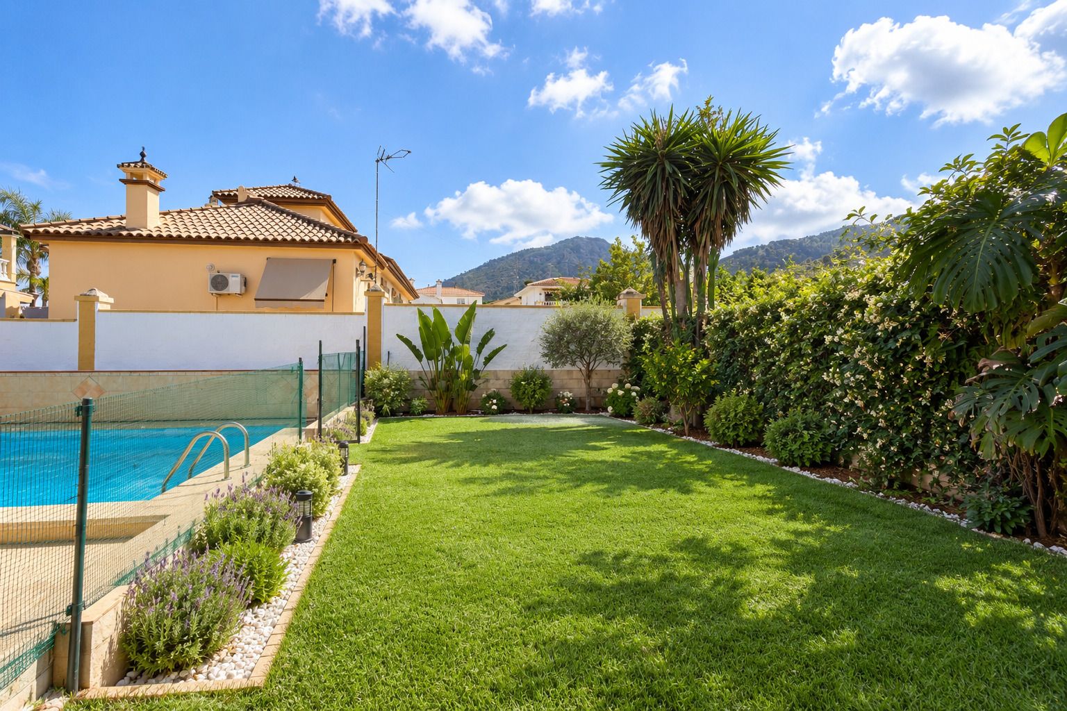 3 Bedroom Villa in Alhaurín de la Torre - Photo 17