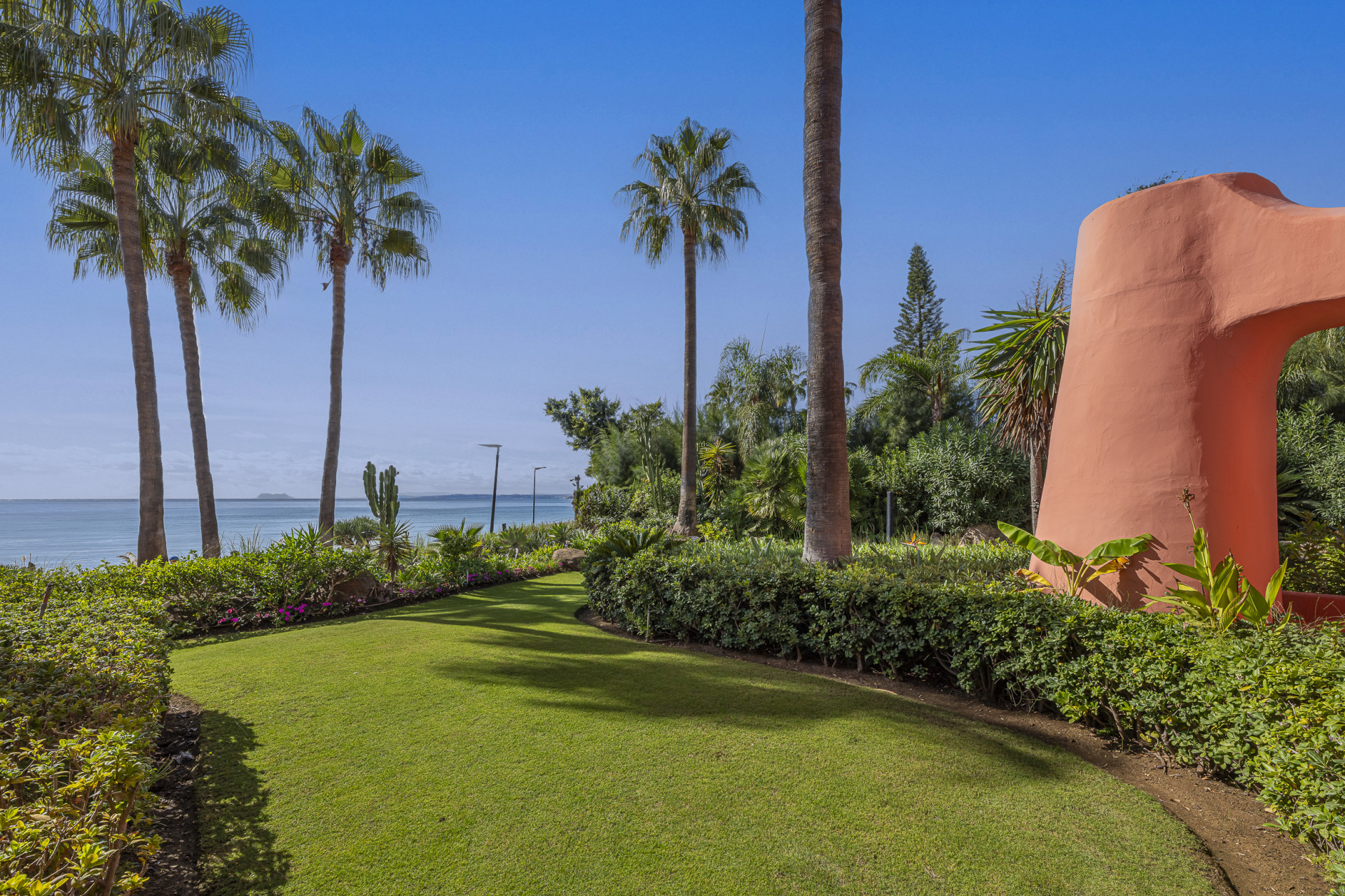 3 Bedroom Apartment in Estepona - Foto 34