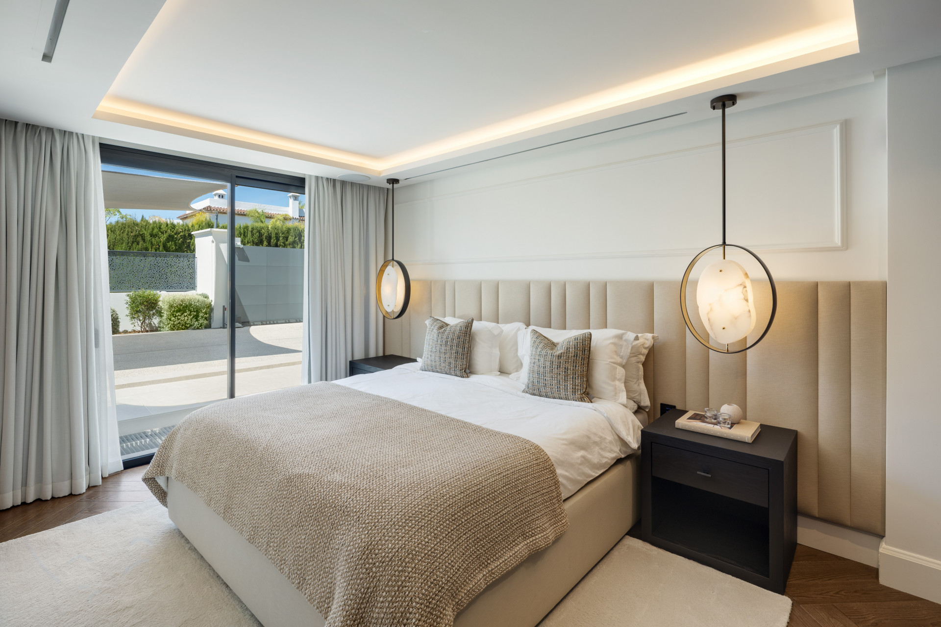 6 Bedroom Villa in Marbella - Photo 30
