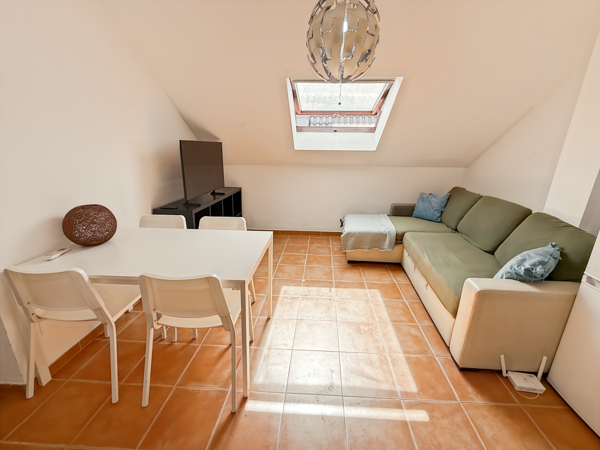 2 Bedroom Penthouse in Fuengirola - Photo 3