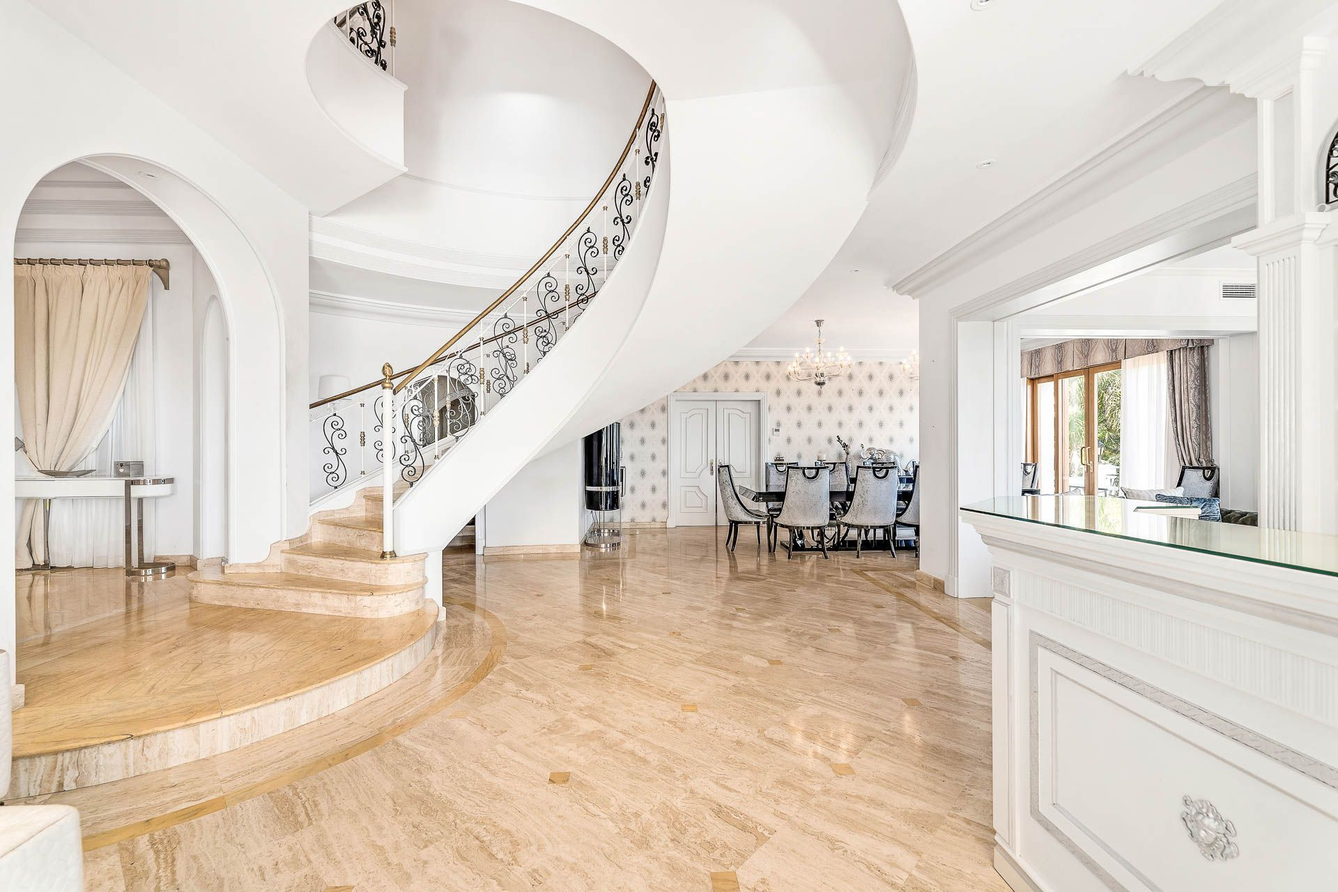 16 Bedroom Villa in Benahavís - Foto 9