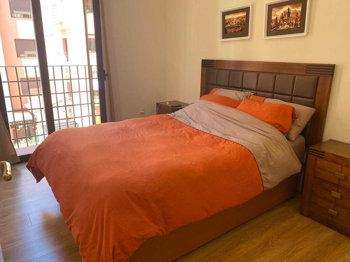 4 Bedroom Apartment in Benalmádena - Photo 15
