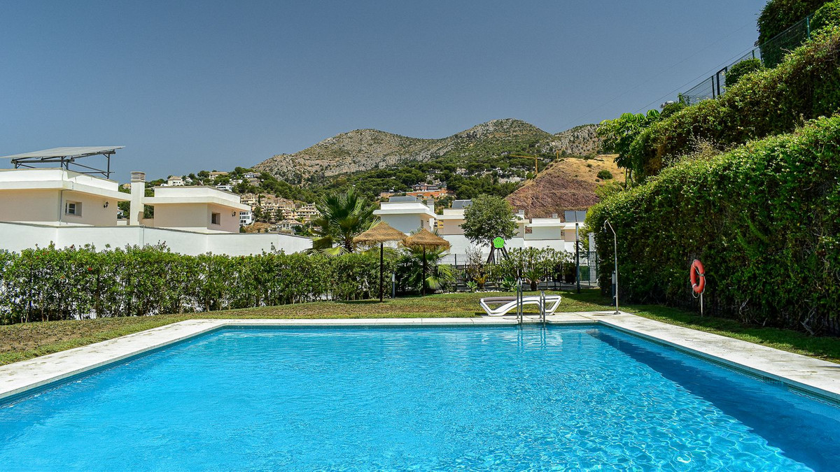 3 Bedroom Townhouse in Málaga - Photo 17
