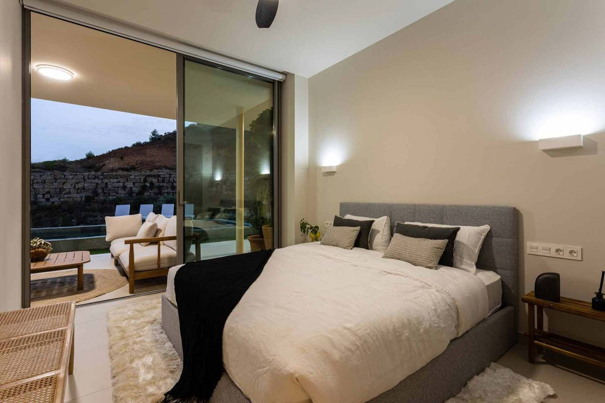 3 Bedroom Apartment in Mijas - Photo 12