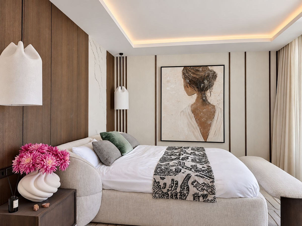 5 Bedroom Villa in Marbella - Photo 18