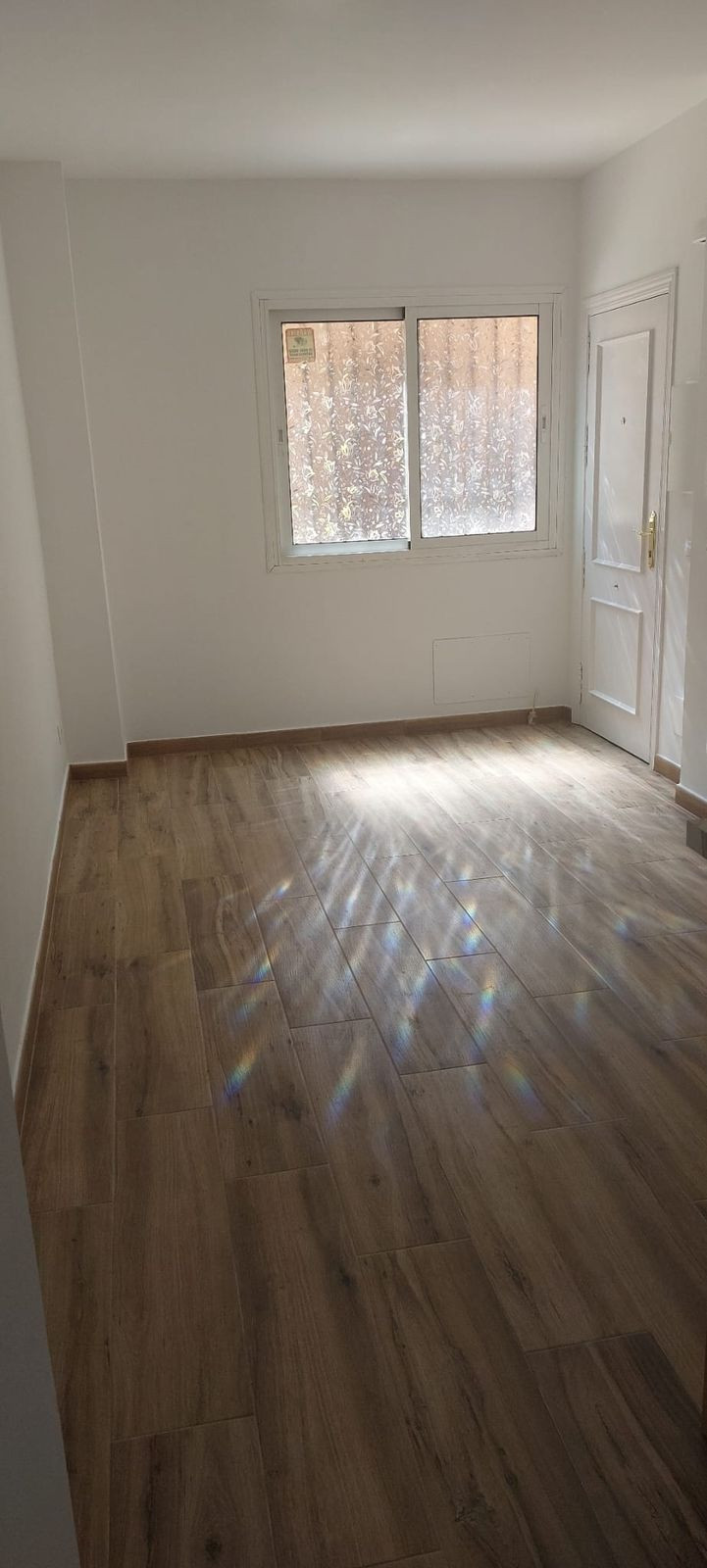 2 Bedroom Apartment in Fuengirola - Photo 6