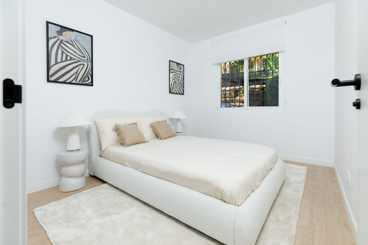 3 Bedroom Apartment in Benahavís - Photo 24