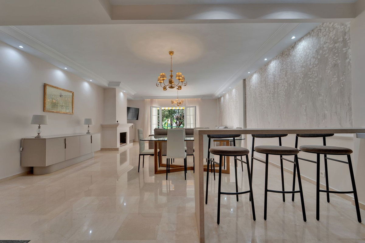 3 Bedroom Apartment in Benahavís - Foto 5