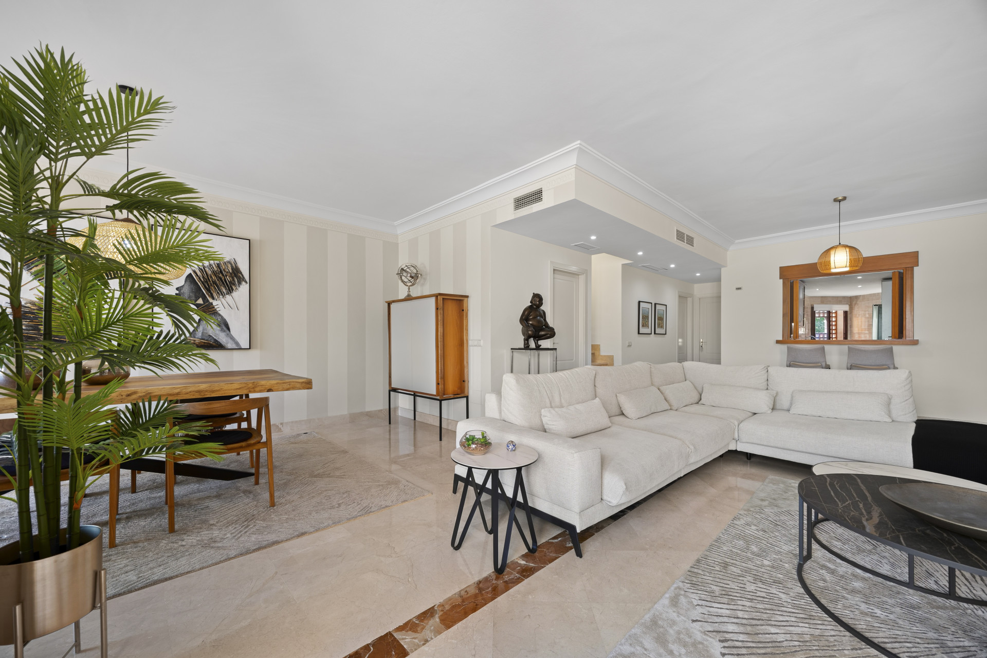 3 Bedroom Penthouse in San Pedro de Alcántara - Photo 5