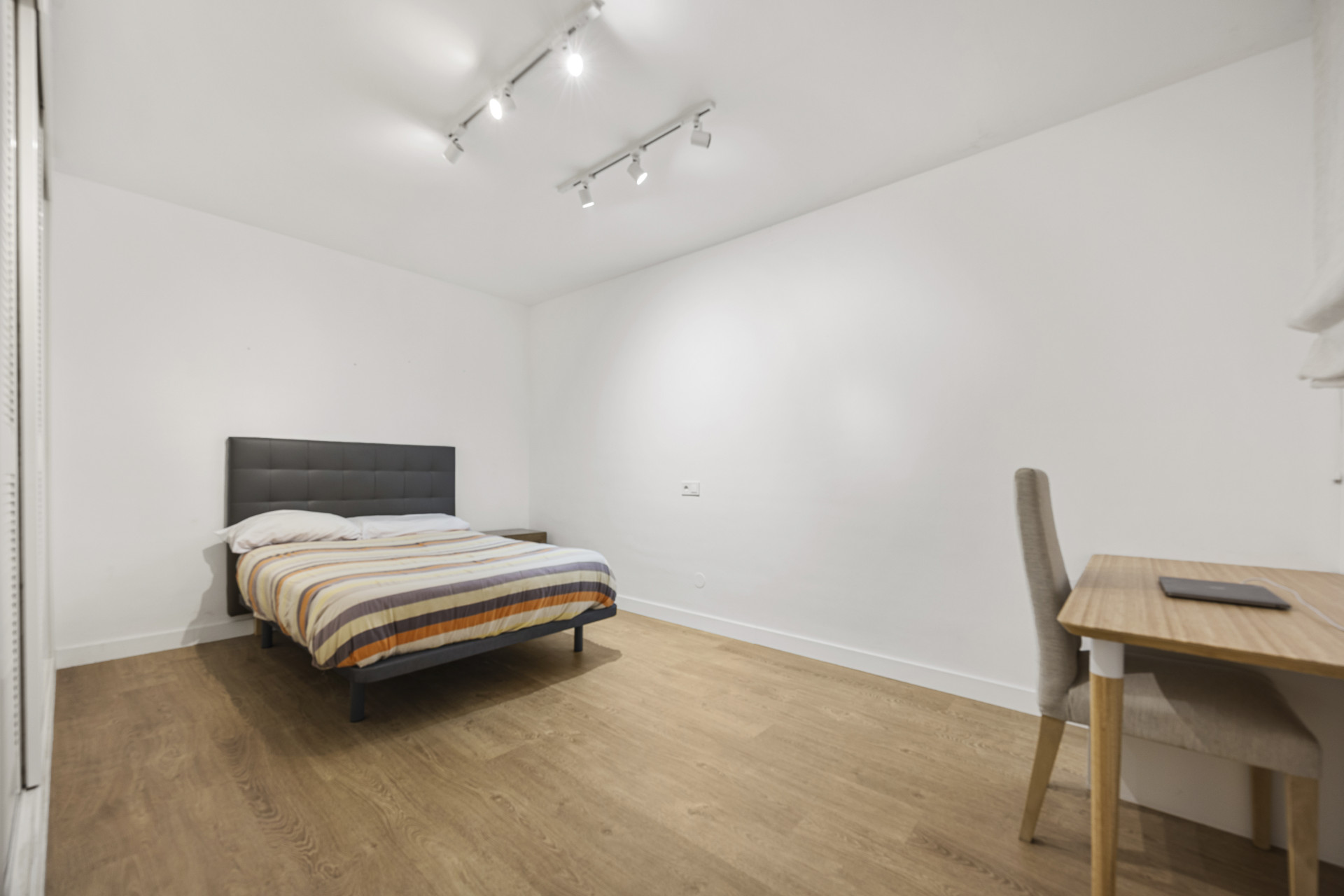 2 Bedroom Apartment in Benahavís - Foto 12