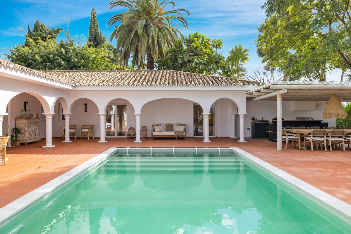 3 Bedroom Villa in Marbella - Photo 24