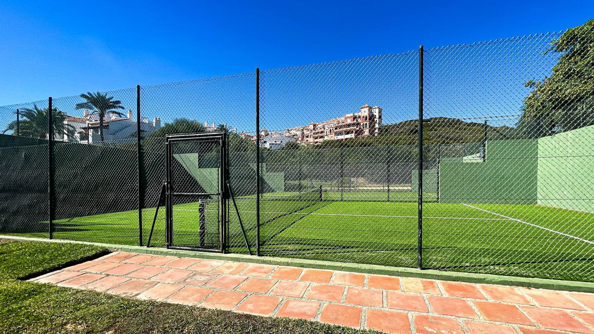 2 Bedroom Apartment in La Duquesa - Фото 21