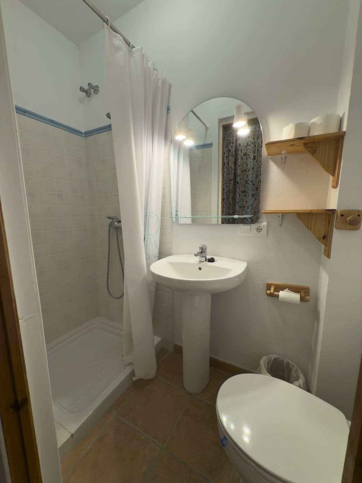 6 Bedroom Townhouse in Tolox - Photo 38