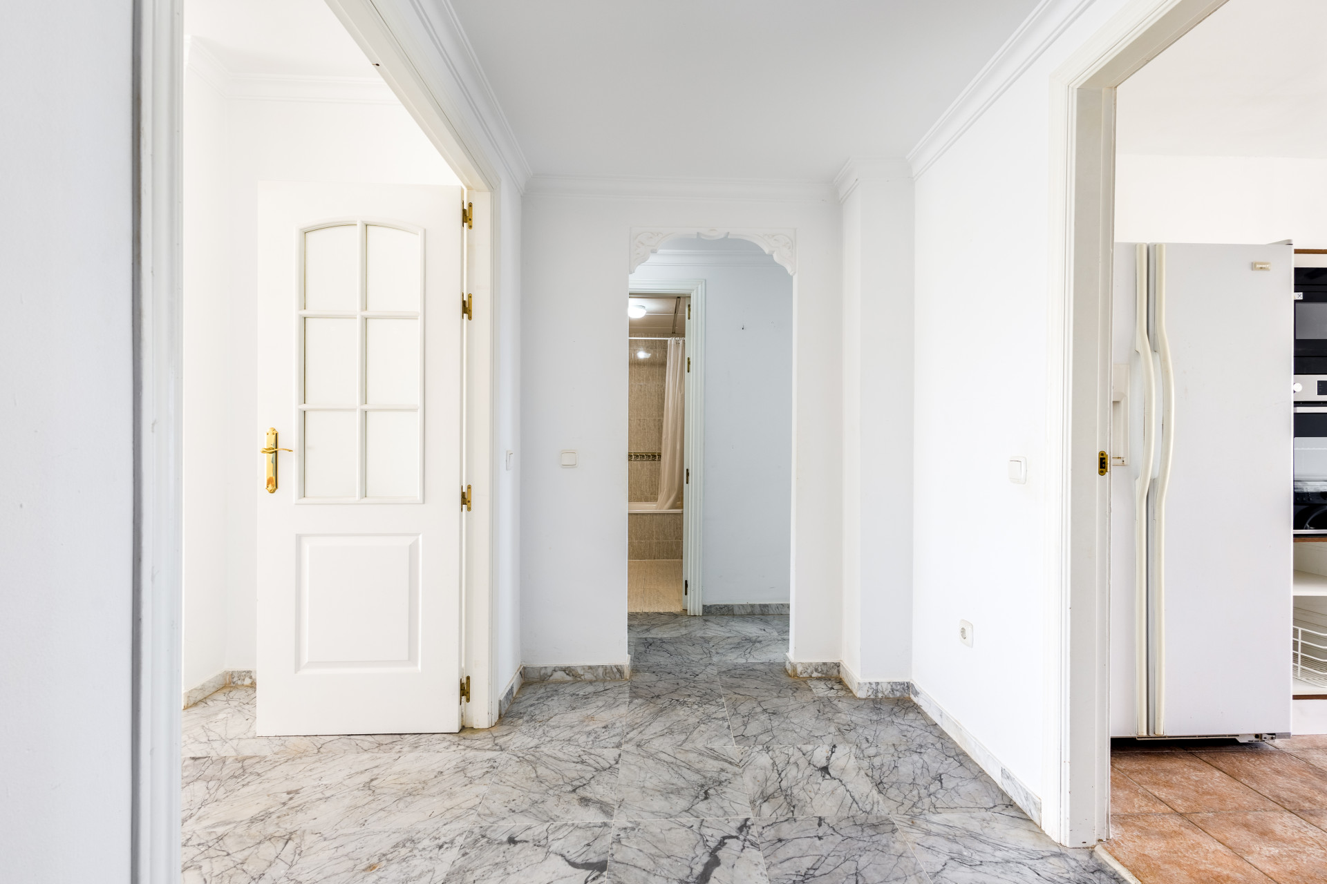 2 Bedroom Apartment in Alhaurín el Grande - Photo 12