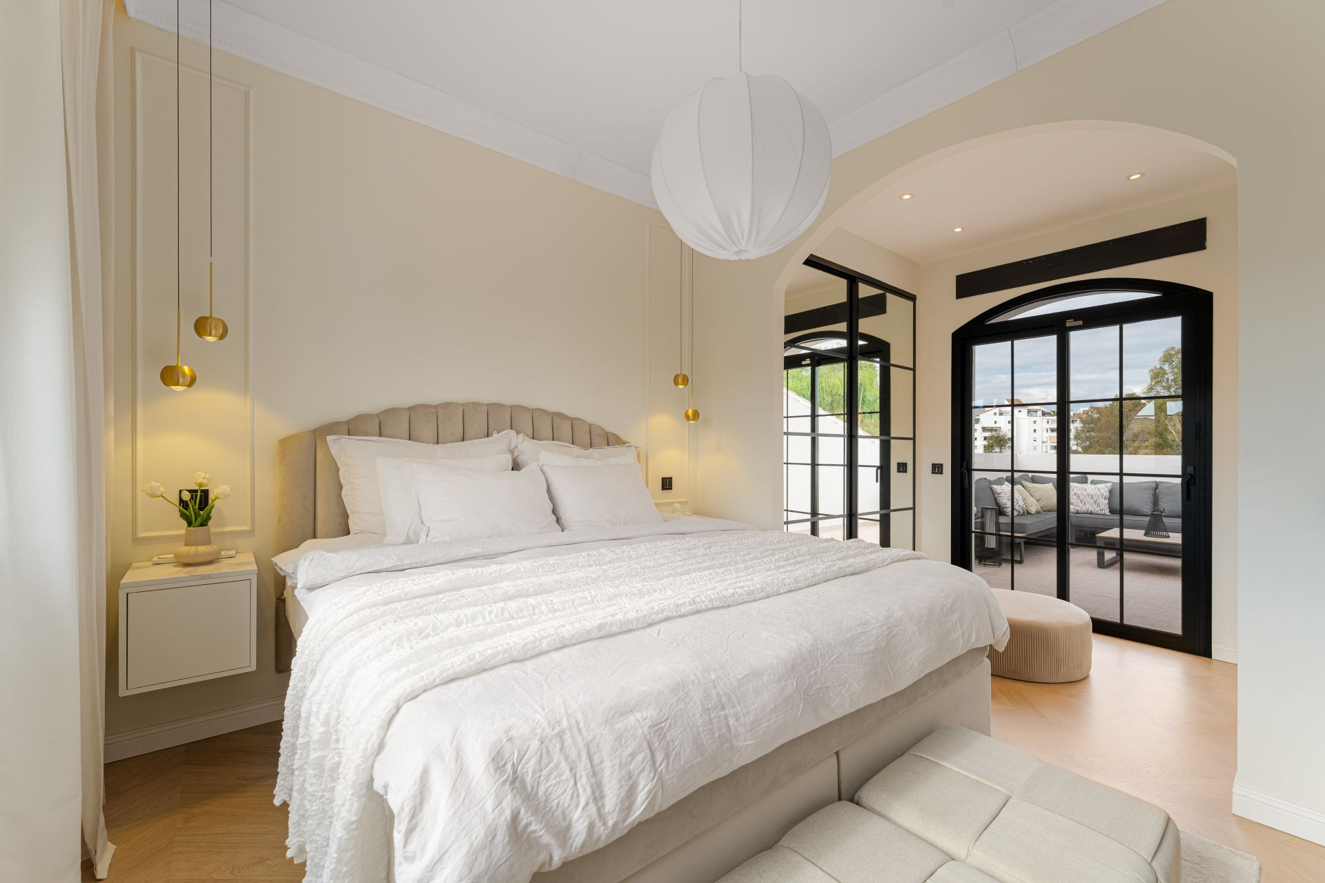 6 Bedroom Villa in Estepona - Photo 13