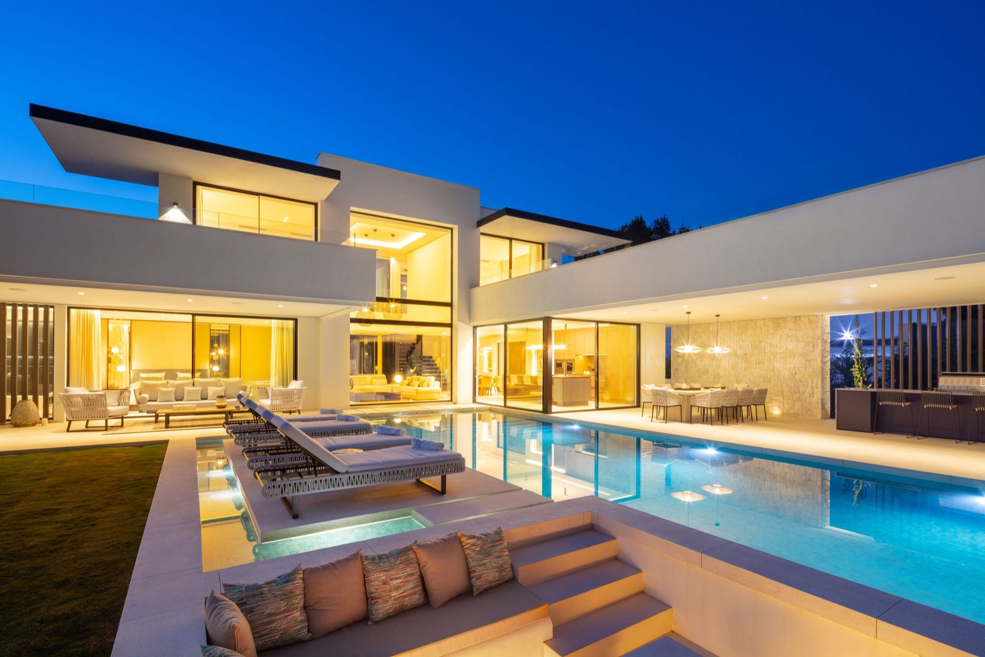 5 Bedroom Villa in Marbella - Фото 4