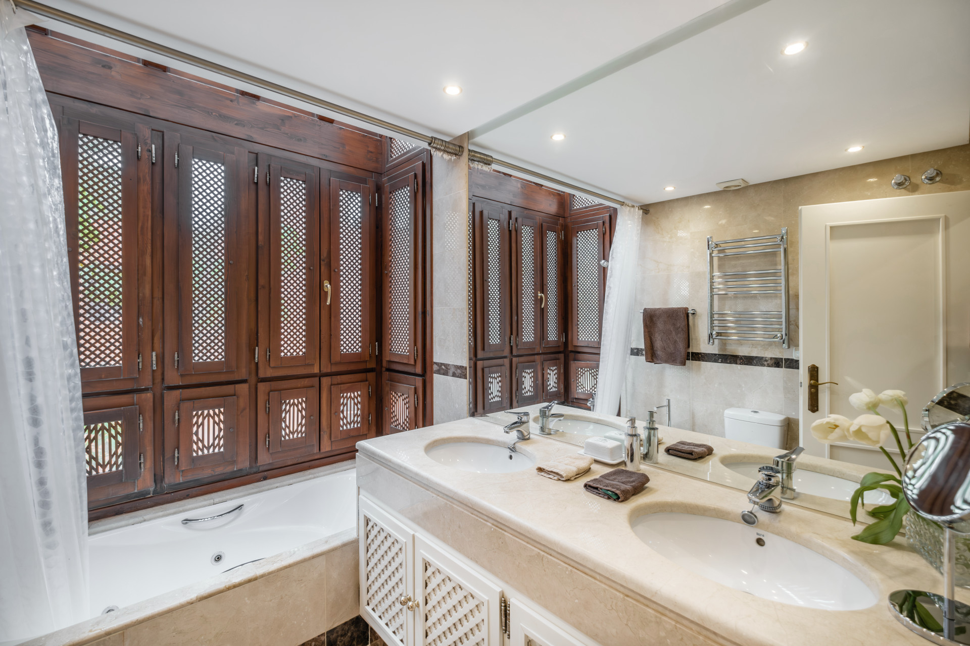 3 Bedroom Apartment in Marbella - Photo 4