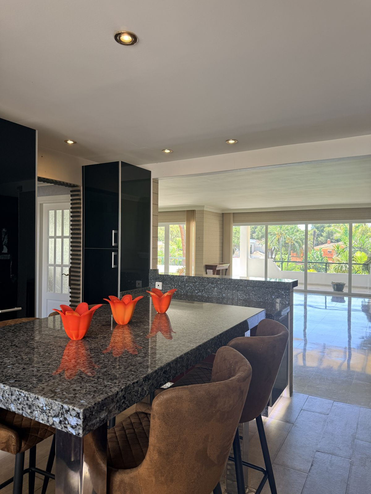 3 Bedroom Apartment in Estepona - Foto 38