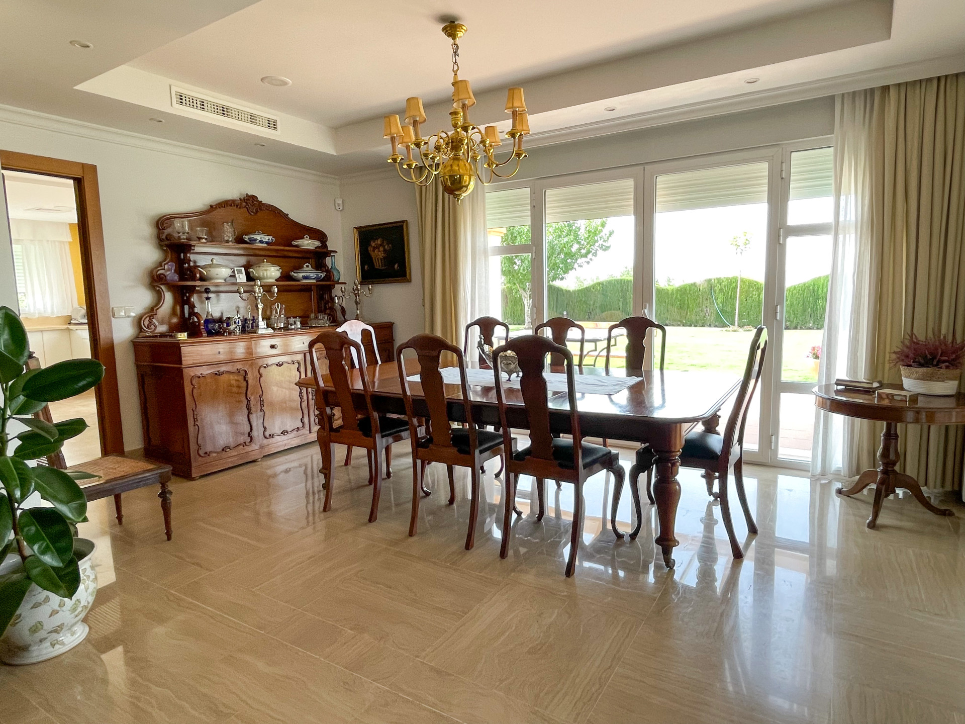 6 Bedroom Villa in Antequera - Photo 4