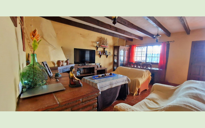 5 Bedroom Townhouse in Jimena de la Frontera - Photo 9