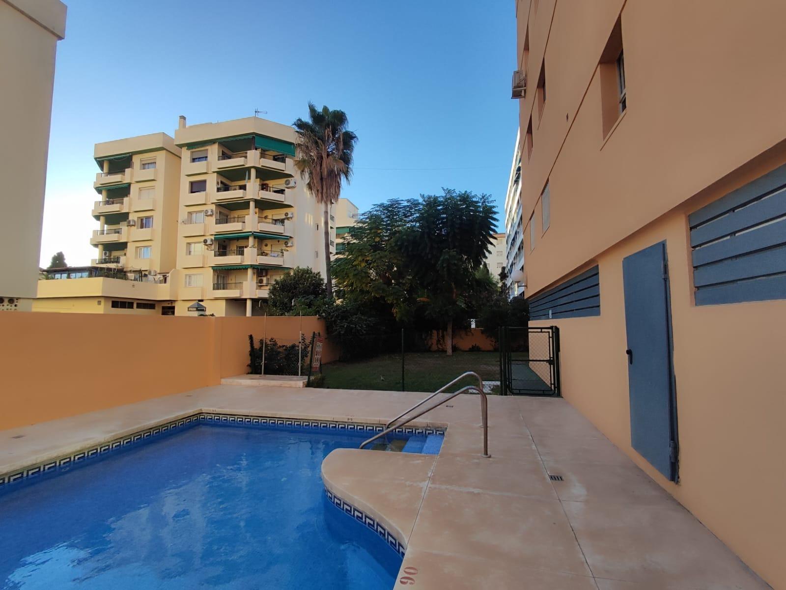 3 Bedroom Apartment in Fuengirola - Photo 11